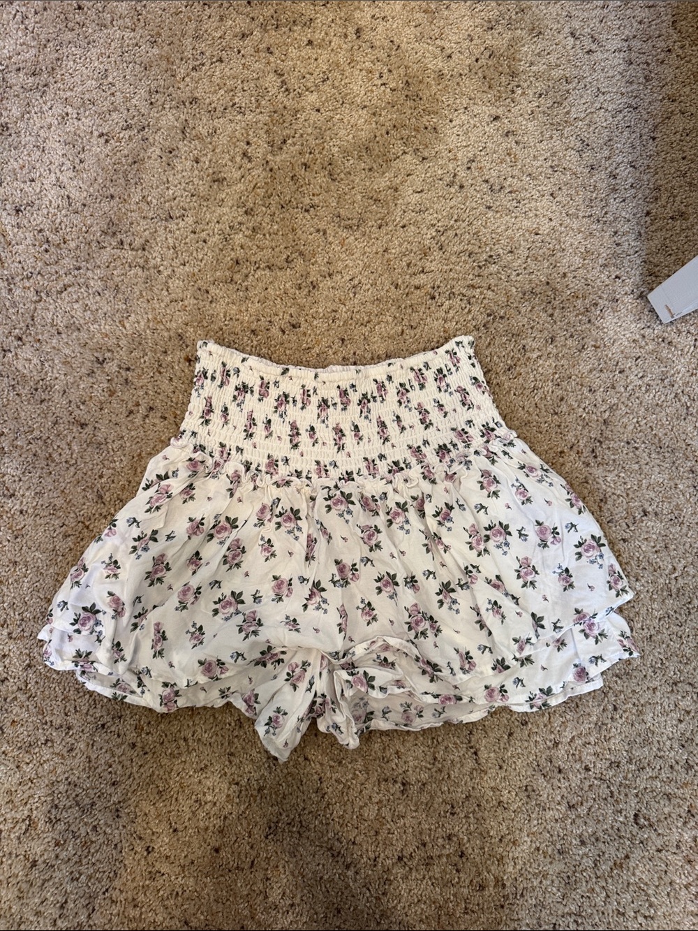 Hollister White Floral Smocked High-Waist Skort with Pink Roses